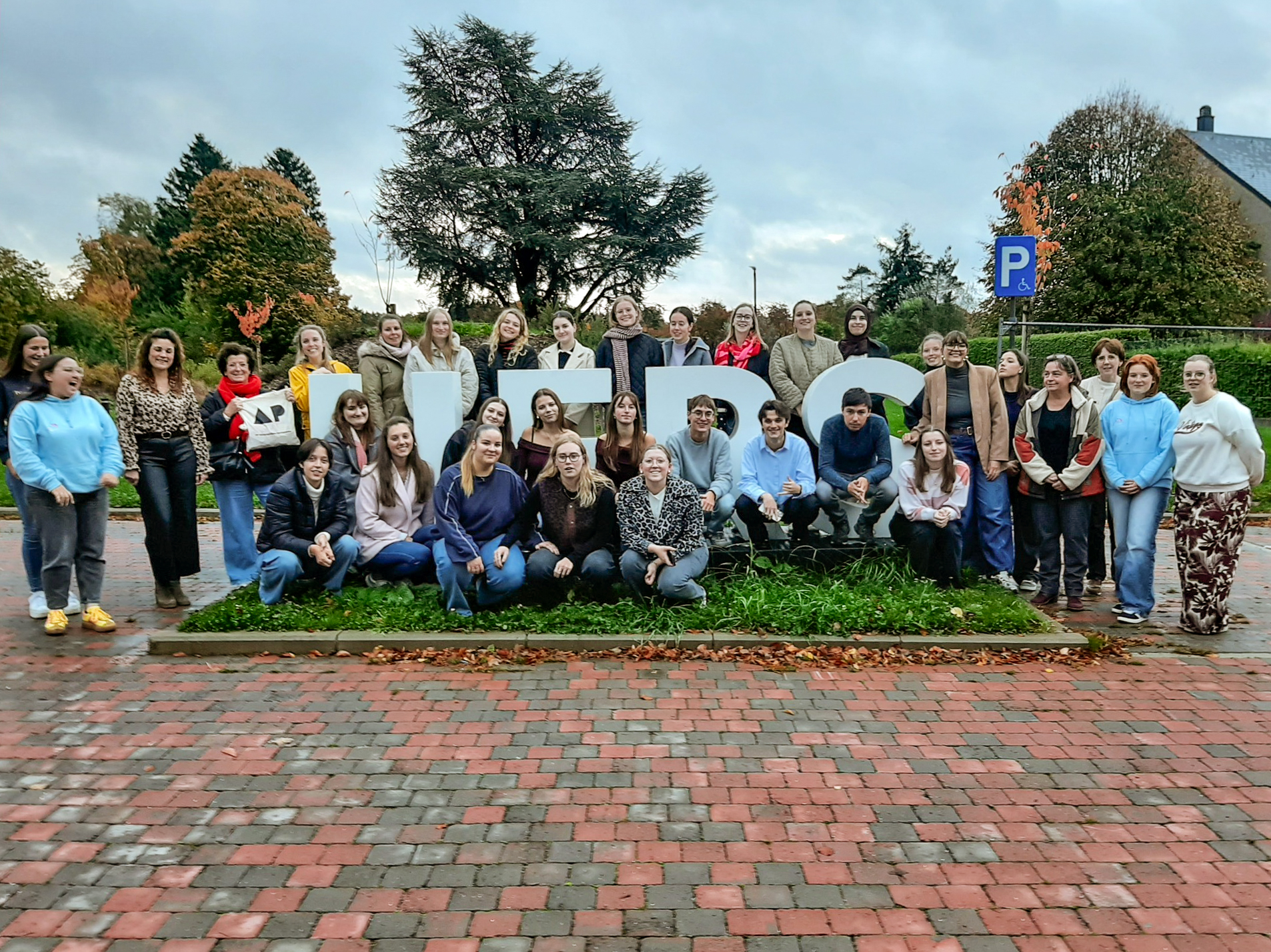 Accueil des étudiants partenaires de la AP Hogeschool dans le département économique